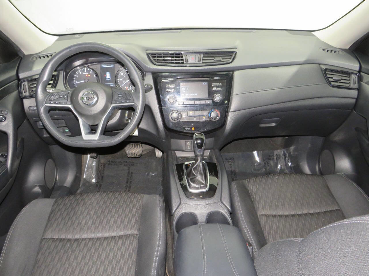 Used 2017 Nissan Rogue S image 15