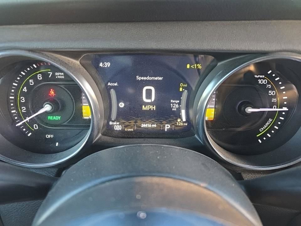 Used 2022 Jeep Wrangler Unlimited Sahara w/ Cold Weather Group image 14