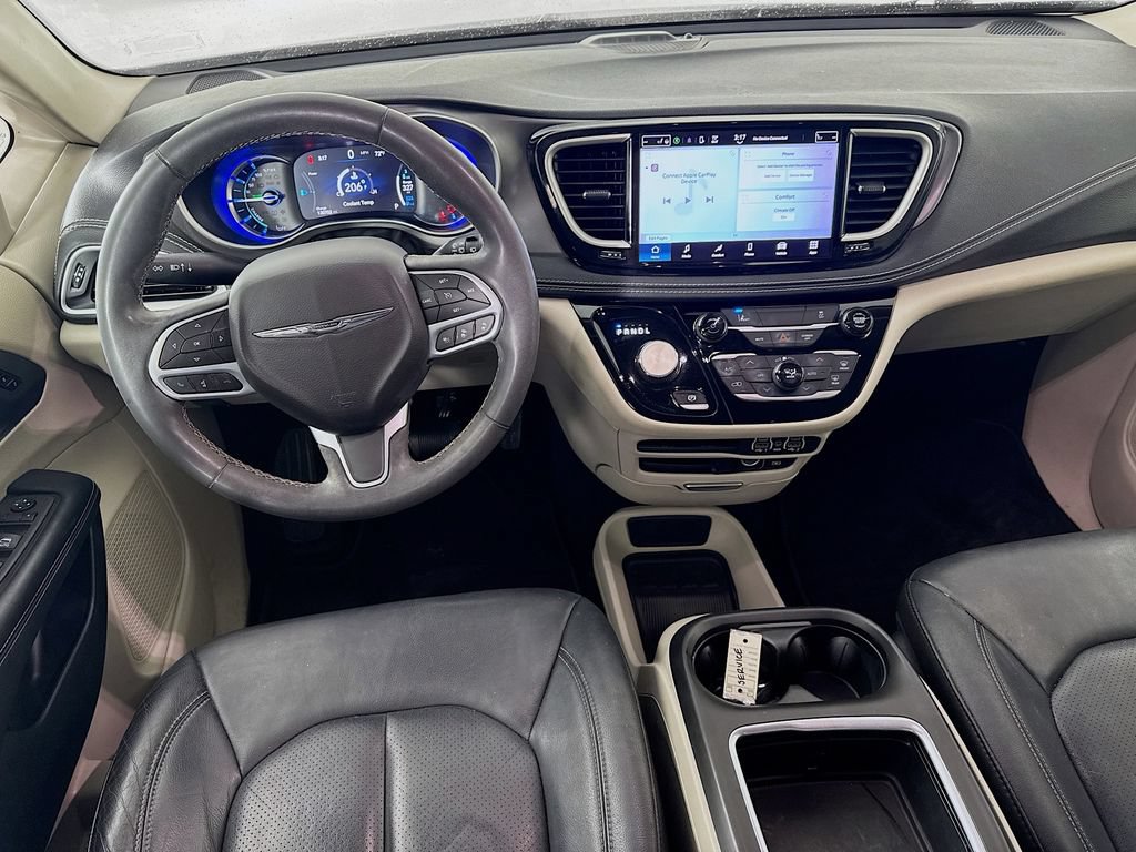Used 2022 Chrysler Pacifica Touring-L FWD image 26