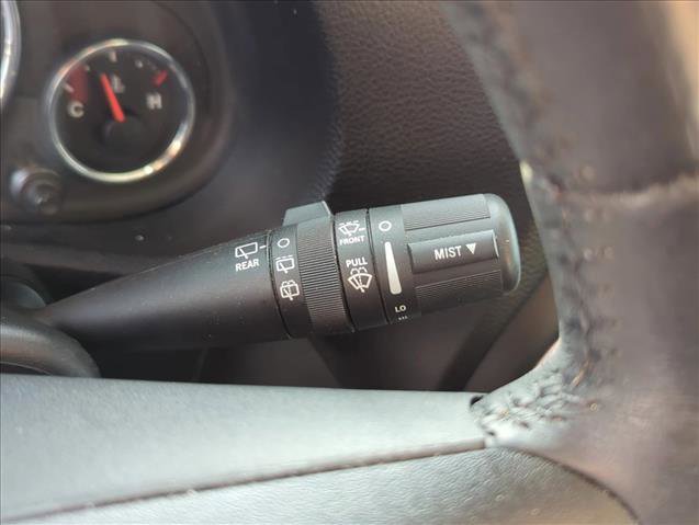 Used 2016 Jeep Wrangler Sahara w/ Connectivity Group image 21