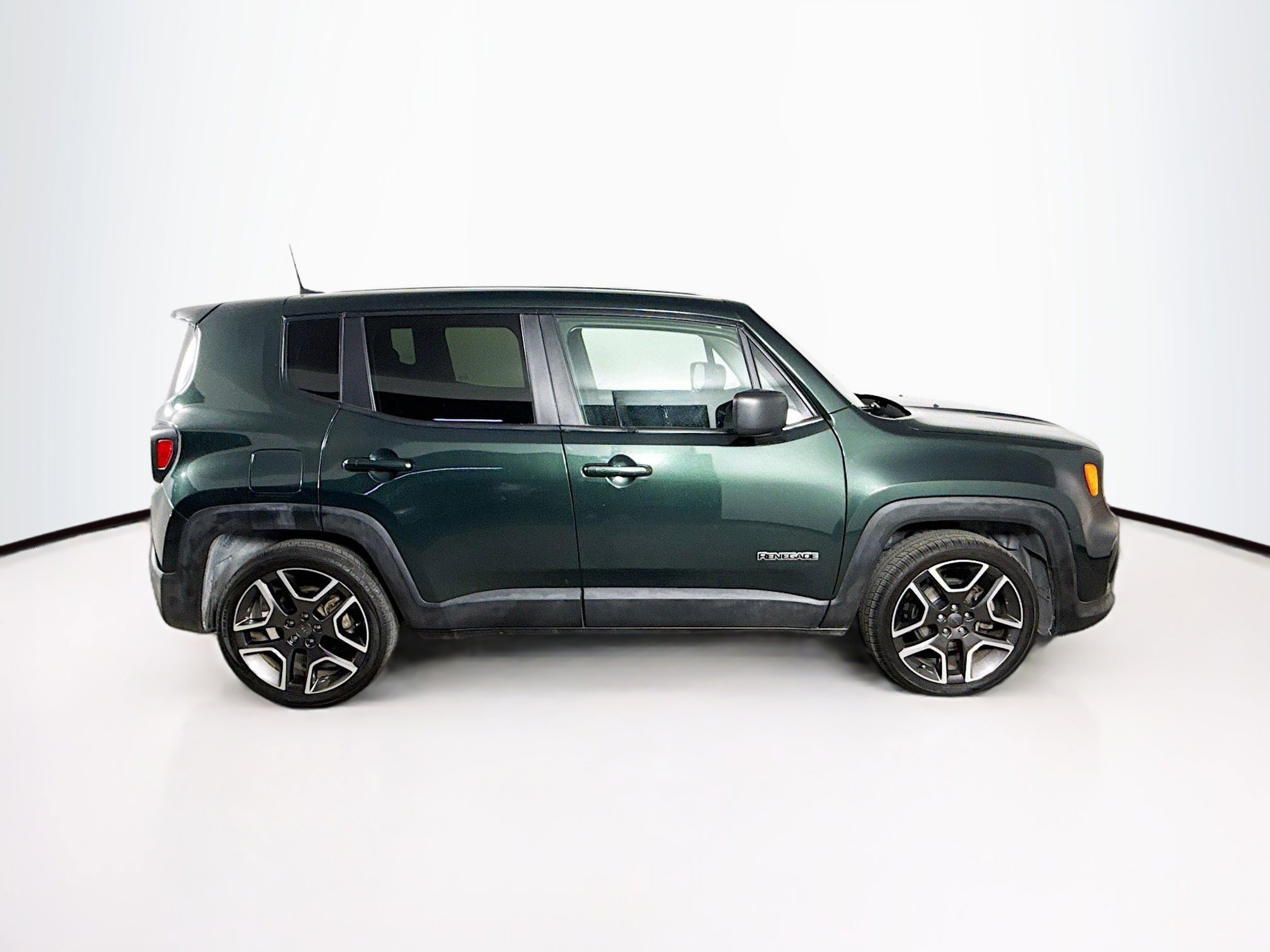 Used 2021 Jeep Renegade Sport image 2