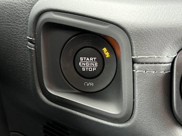 New 2026 Jeep Wrangler Unlimited Rubicon w/ Steel Bumper Group image 31