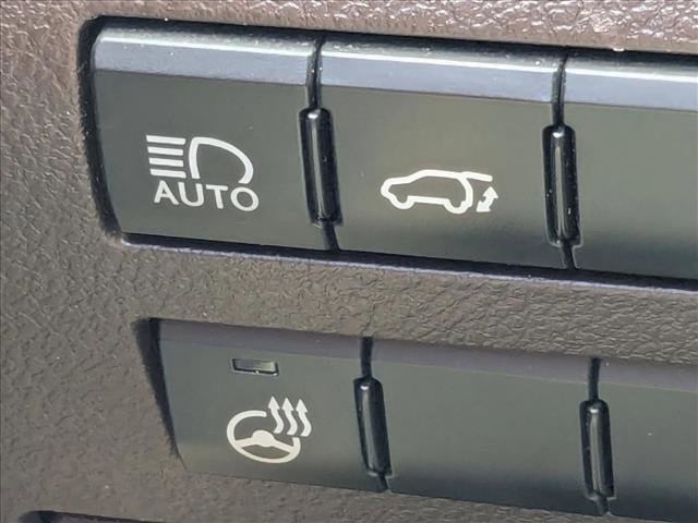 Used 2019 Lexus RX 450h AWD w/ Navigation Package image 8