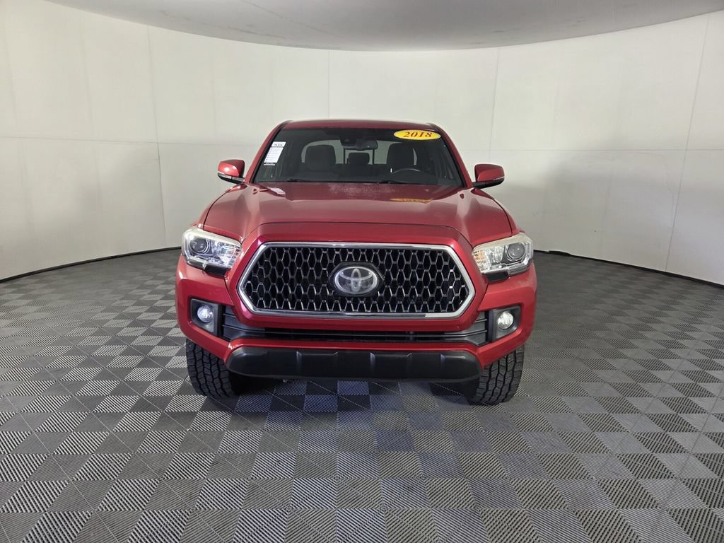 Used 2018 Toyota Tacoma TRD Off-Road AWD/4WD image 3