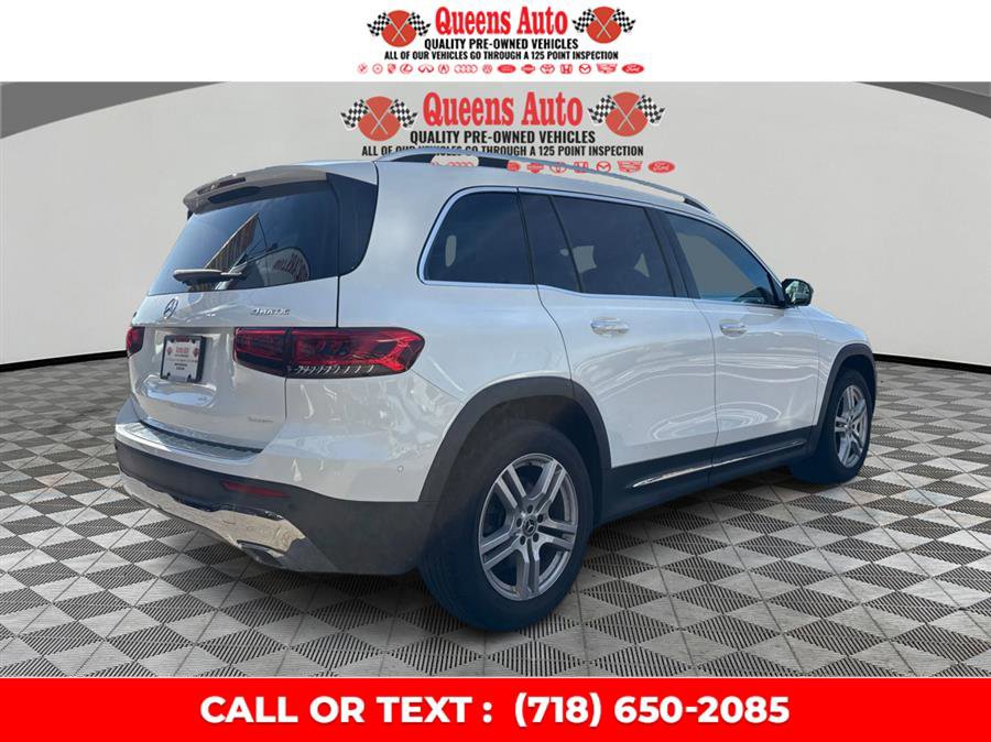 Used 2021 Mercedes-Benz GLB 250 4MATIC w/ Premium Package image 7