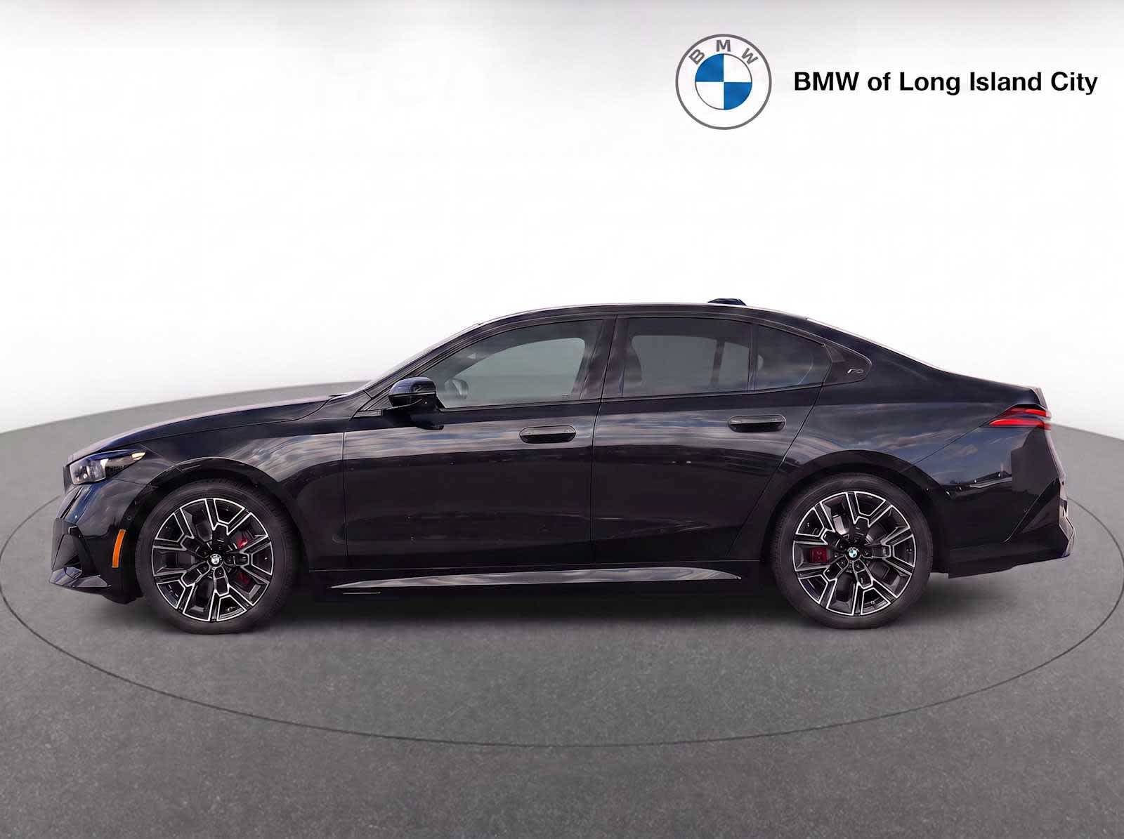 New 2027 BMW 530i xDrive w/ M Sport Package AWD/4WD image 4