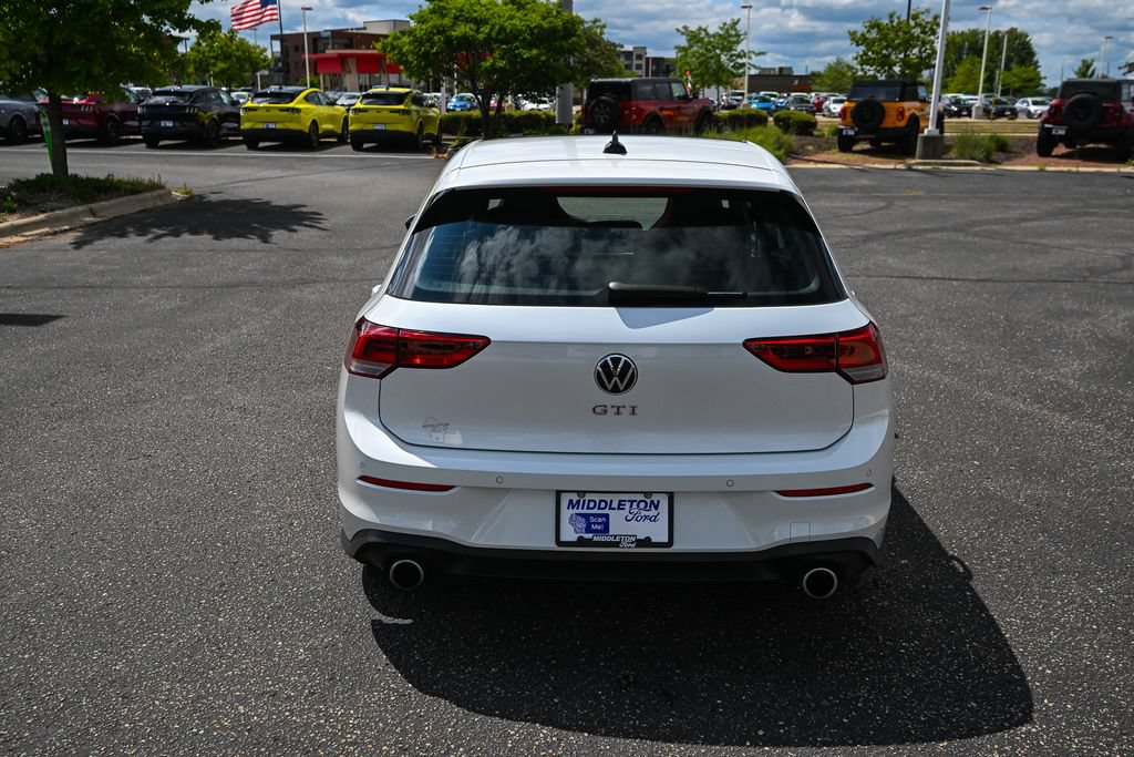 Used 2022 Volkswagen GTI SE FWD image 6