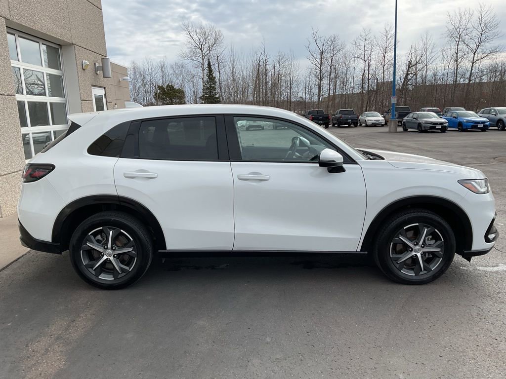 Used 2024 Honda HR-V EX-L image 4