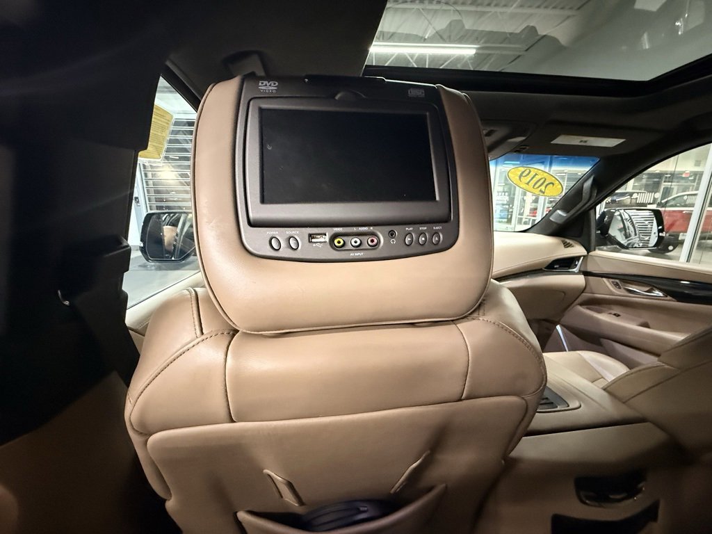 Used 2019 Cadillac Escalade Platinum image 20