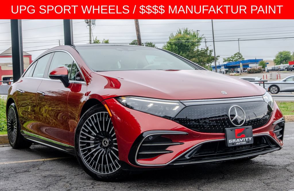 Used 2023 Mercedes-Benz EQS 580 4MATIC Sedan image 3