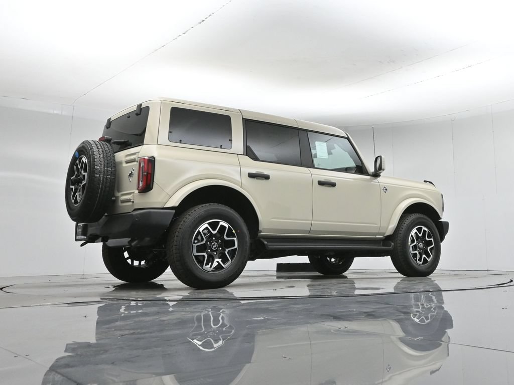 New 2026 Ford Bronco Outer Banks AWD/4WD image 48