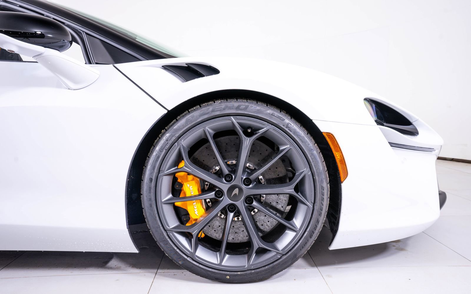 New 2026 McLaren Artura Spider image 18