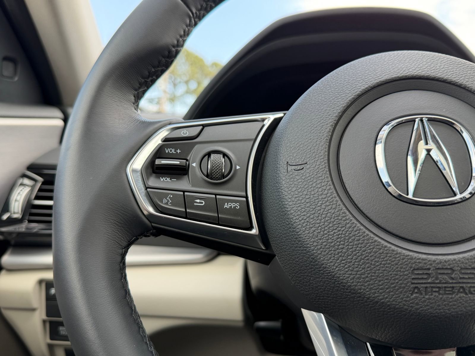 Used 2025 Acura RDX w/ Technology Package image 24