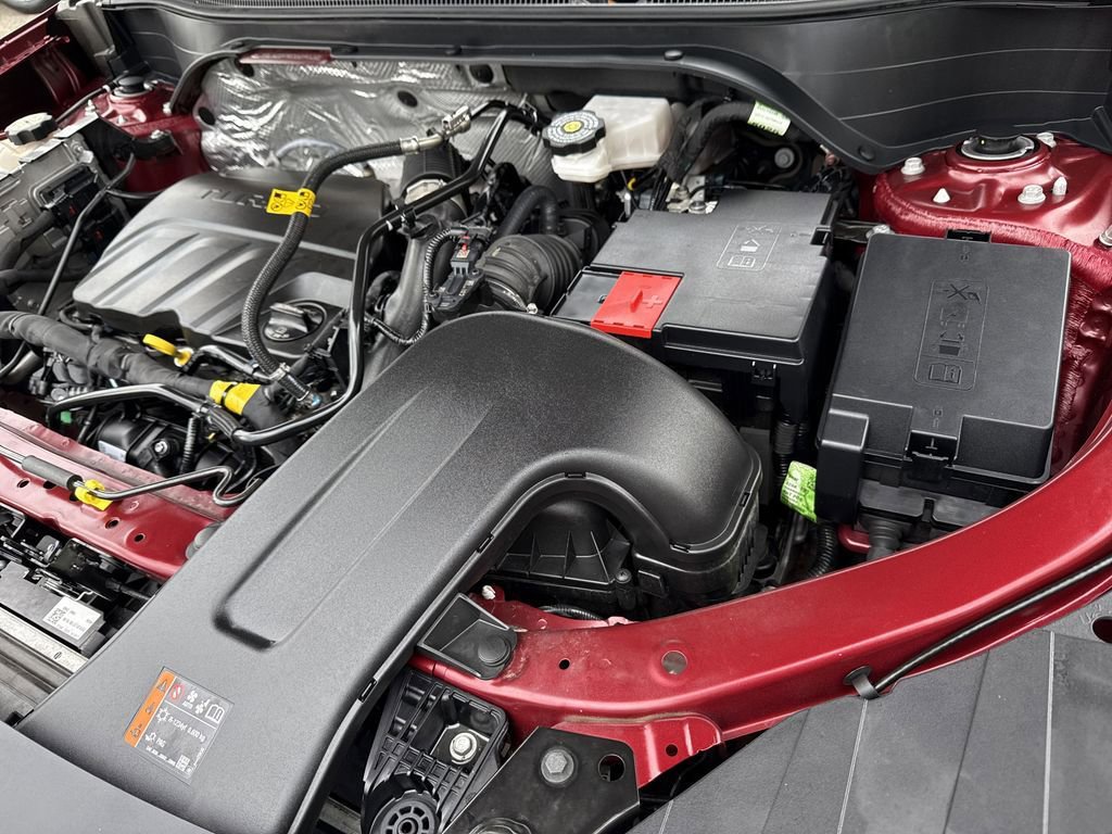 Used 2024 Chevrolet Trax LT w/ Driver Confidence Package image 32