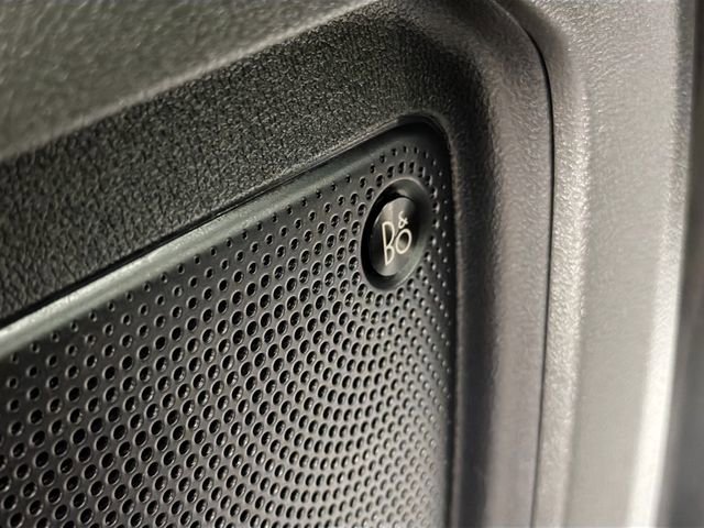 Used 2023 Ford Escape ST-Line Elite w/ Premium Technology Package image 19