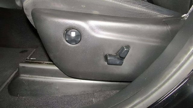 Used 2020 Jeep Grand Cherokee Altitude image 19