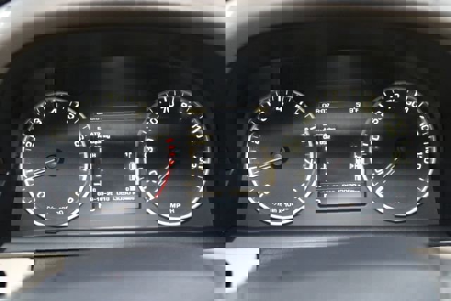 Used 2013 Land Rover LR4 HSE image 20