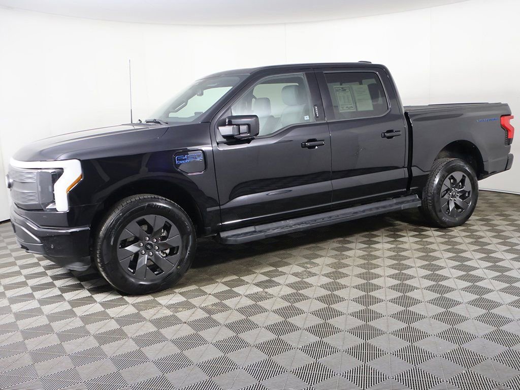 Used 2025 Ford F150 Lightning Lariat image 20