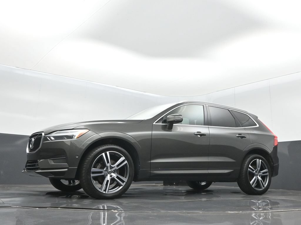 Used 2018 Volvo XC60 T5 Momentum w/ Vision Package AWD/4WD image 13