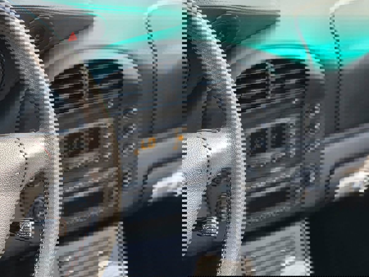 Used 2004 Porsche 911 Carrera image 23