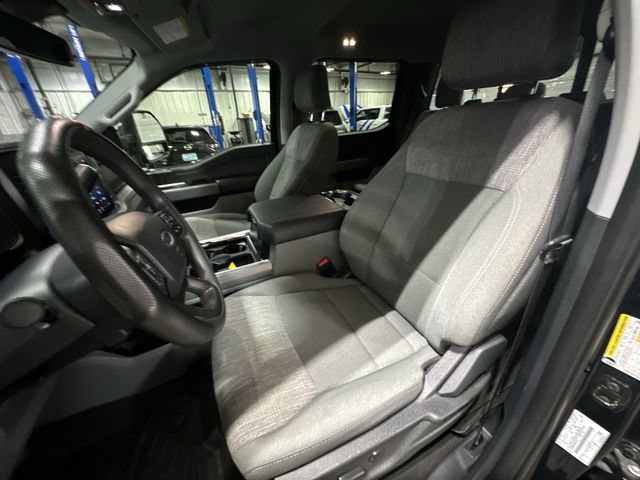 Used 2024 Ford F250 XLT w/ XLT Premium Package AWD/4WD image 17