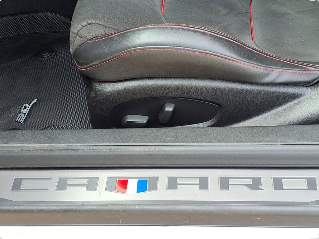 Used 2021 Chevrolet Camaro ZL1 image 27