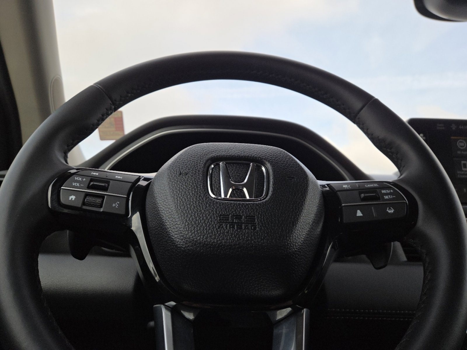 Used 2025 Honda Pilot EX-L image 29