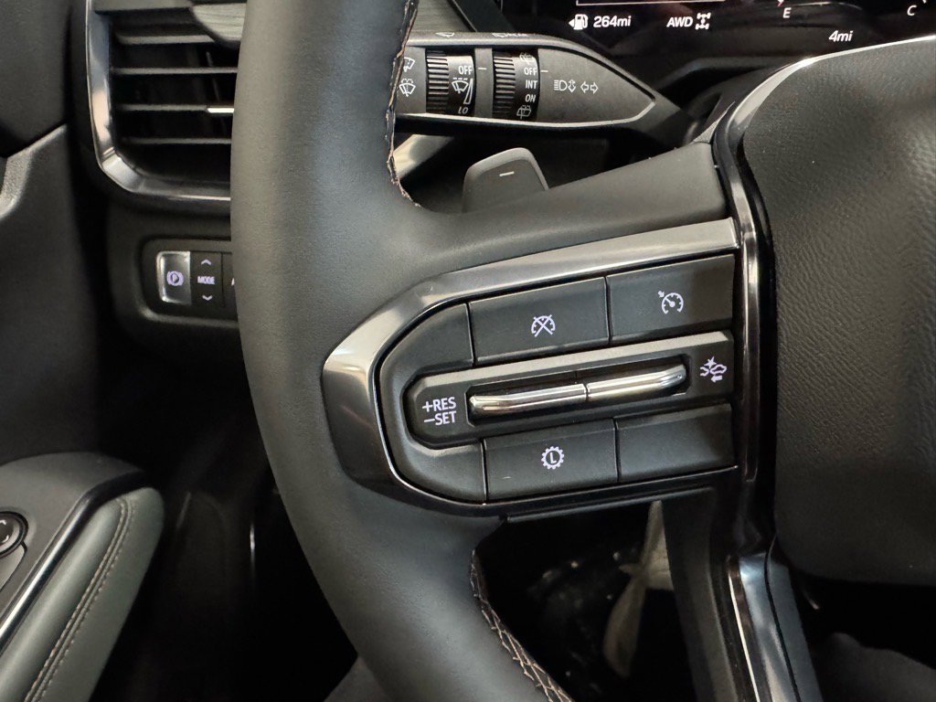 New 2026 GMC Acadia AT4 w/ Luxury Package image 27