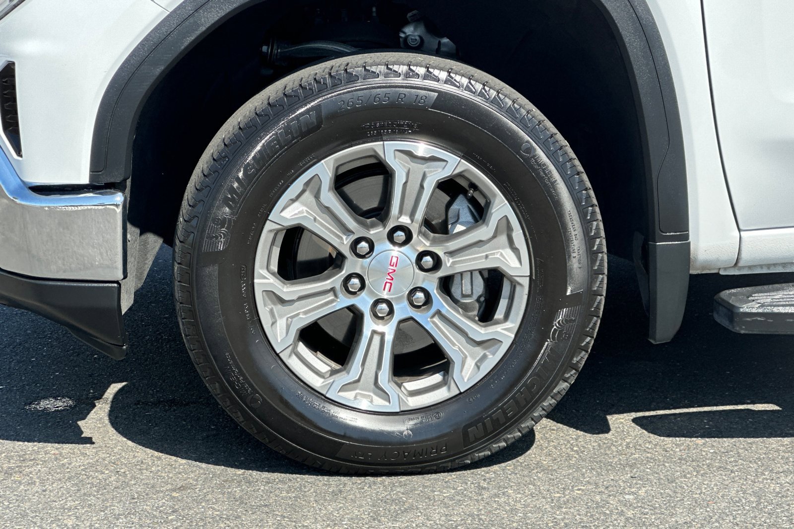 Used 2024 GMC Sierra 1500 SLT image 44