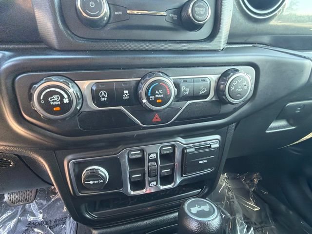Used 2020 Jeep Wrangler Unlimited Sport AWD/4WD image 23