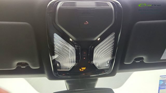 Used 2025 BMW 330i xDrive Sedan AWD/4WD image 56