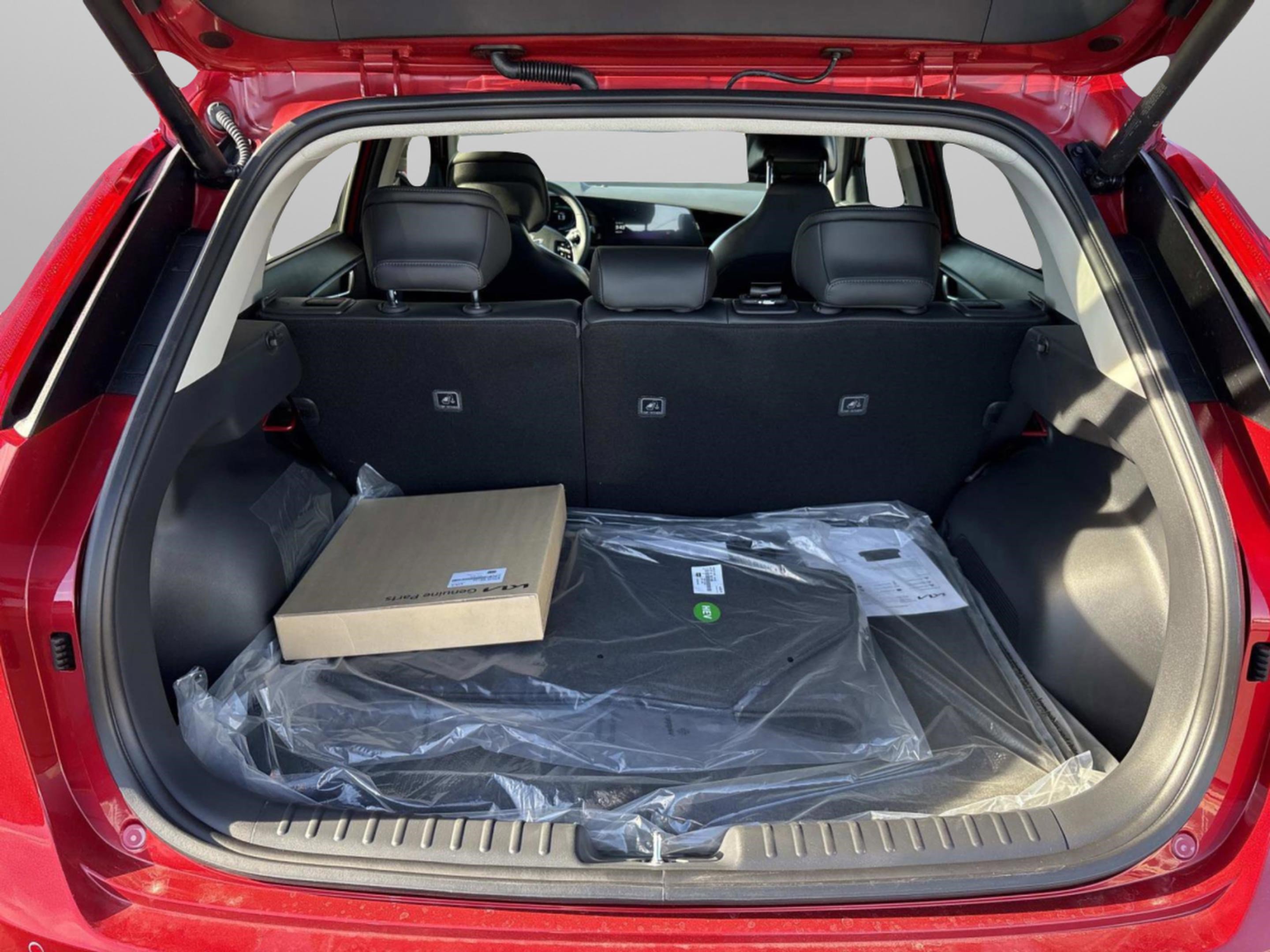 New 2026 Kia Niro SX image 13