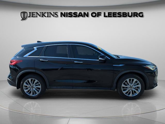 Used 2023 INFINITI QX50 Pure image 3