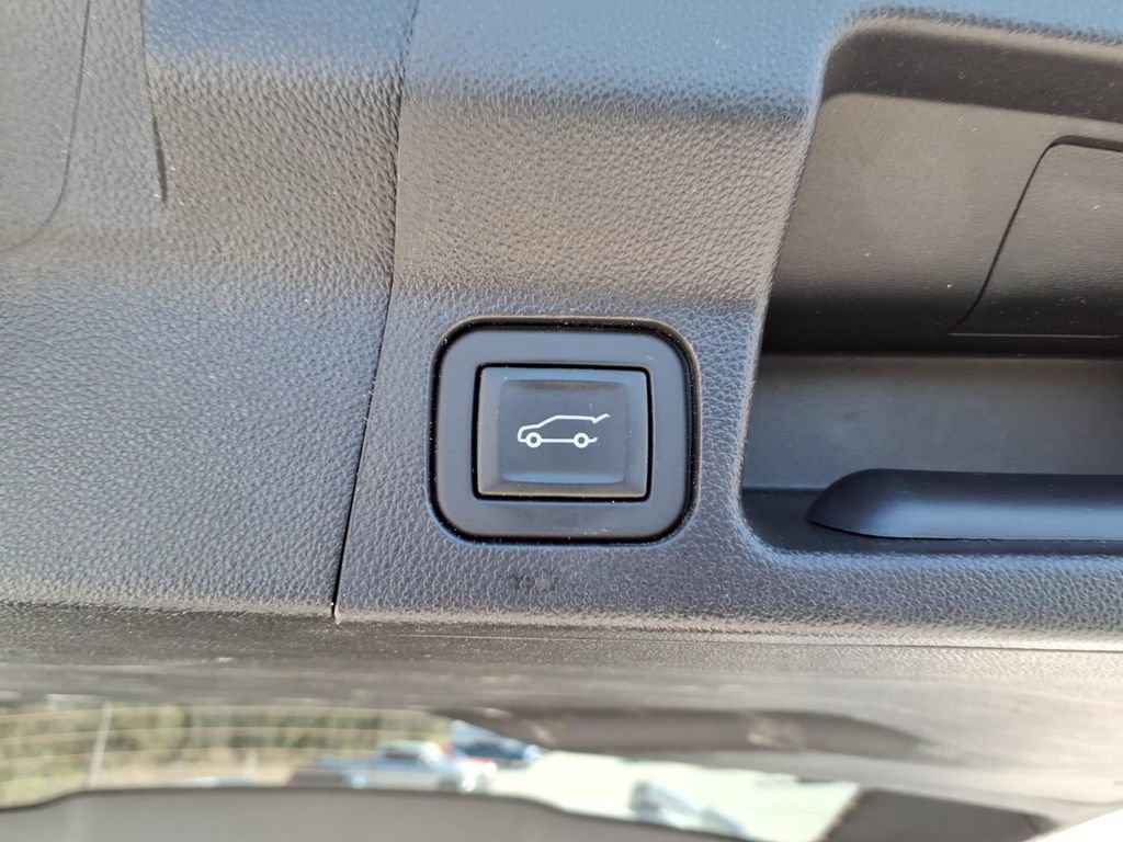 Used 2023 GMC Acadia SLT AWD/4WD image 21