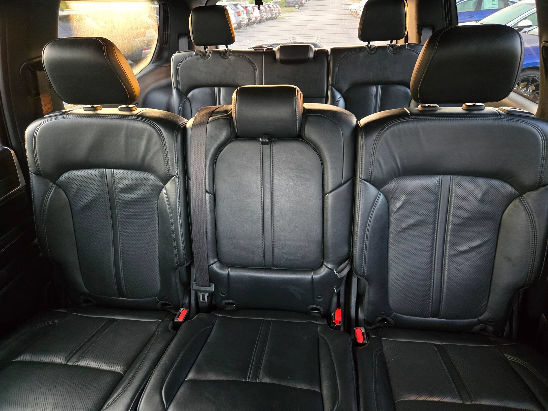 Used 2022 Jeep Wagoneer Series II AWD/4WD image 13