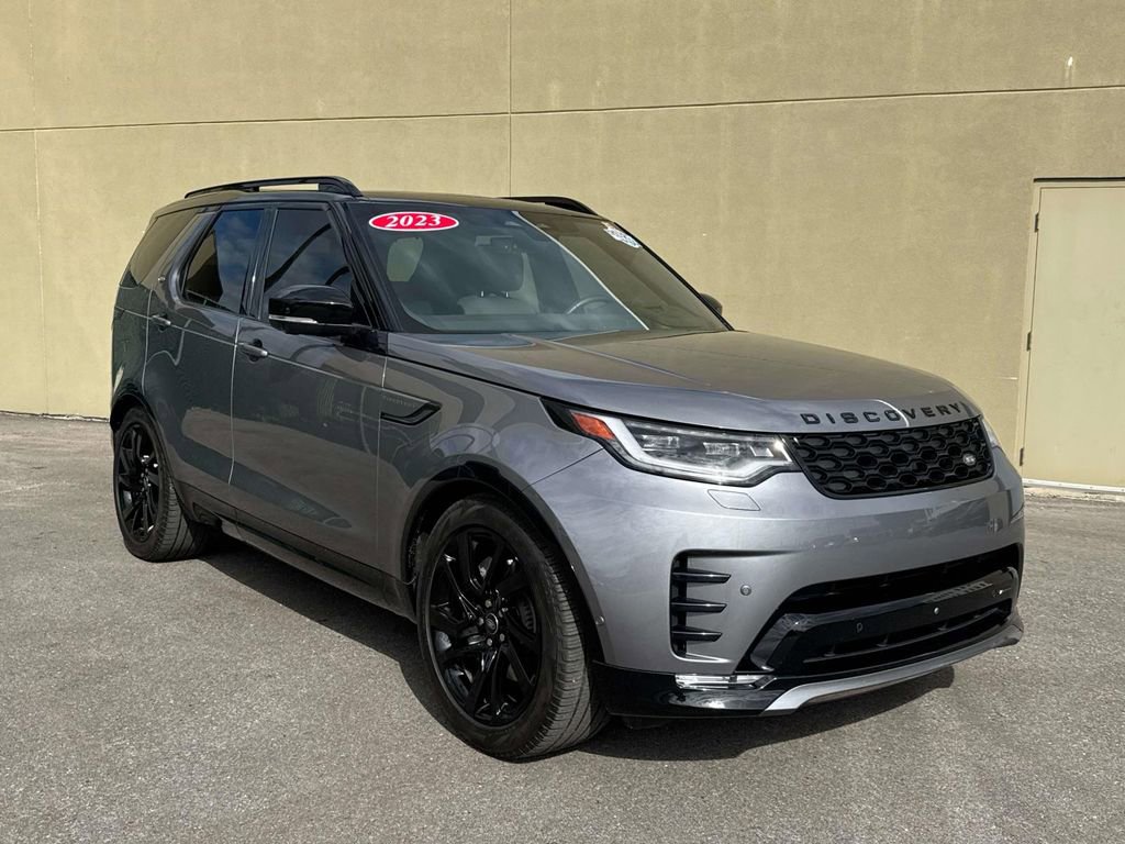 Used 2023 Land Rover Discovery S R-Dynamic image 6