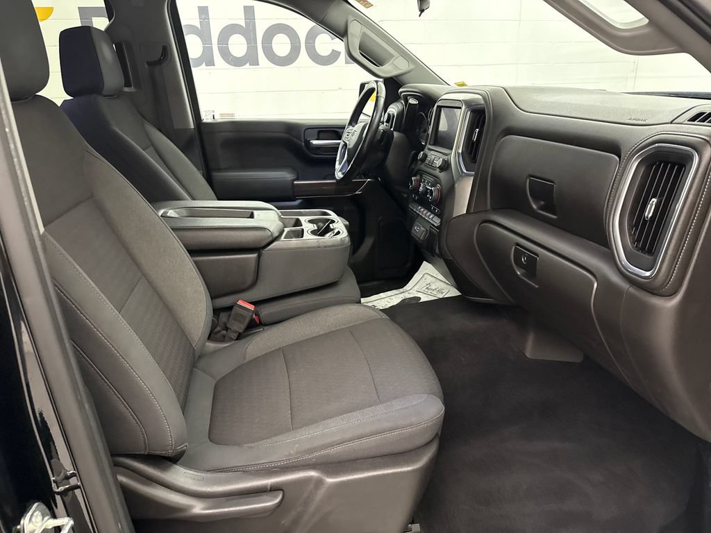 Used 2019 Chevrolet Silverado 1500 RST w/ All-Star Edition AWD/4WD image 27