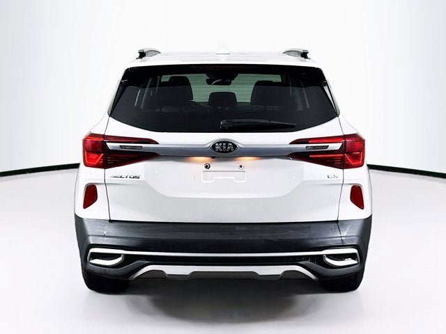 Used 2021 Kia Seltos EX AWD/4WD image 6
