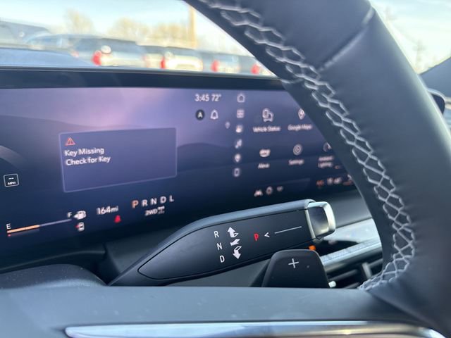 Used 2025 Buick Enclave Avenir w/ LPO, All-Weather Package image 19