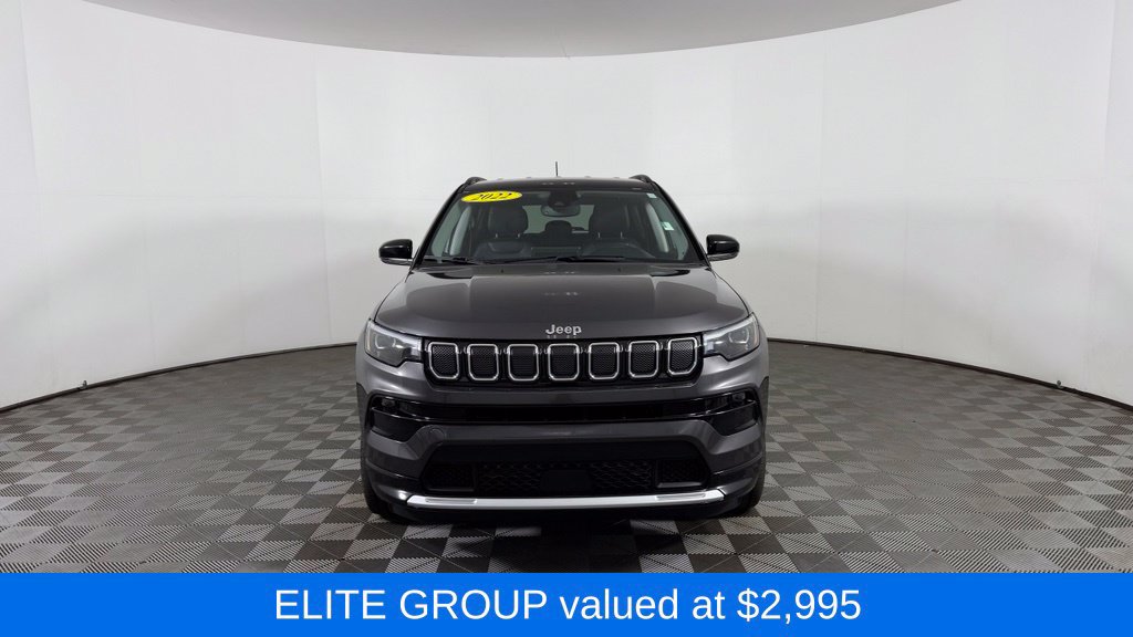 Used 2022 Jeep Compass Limited w/ Elite Group AWD/4WD image 2
