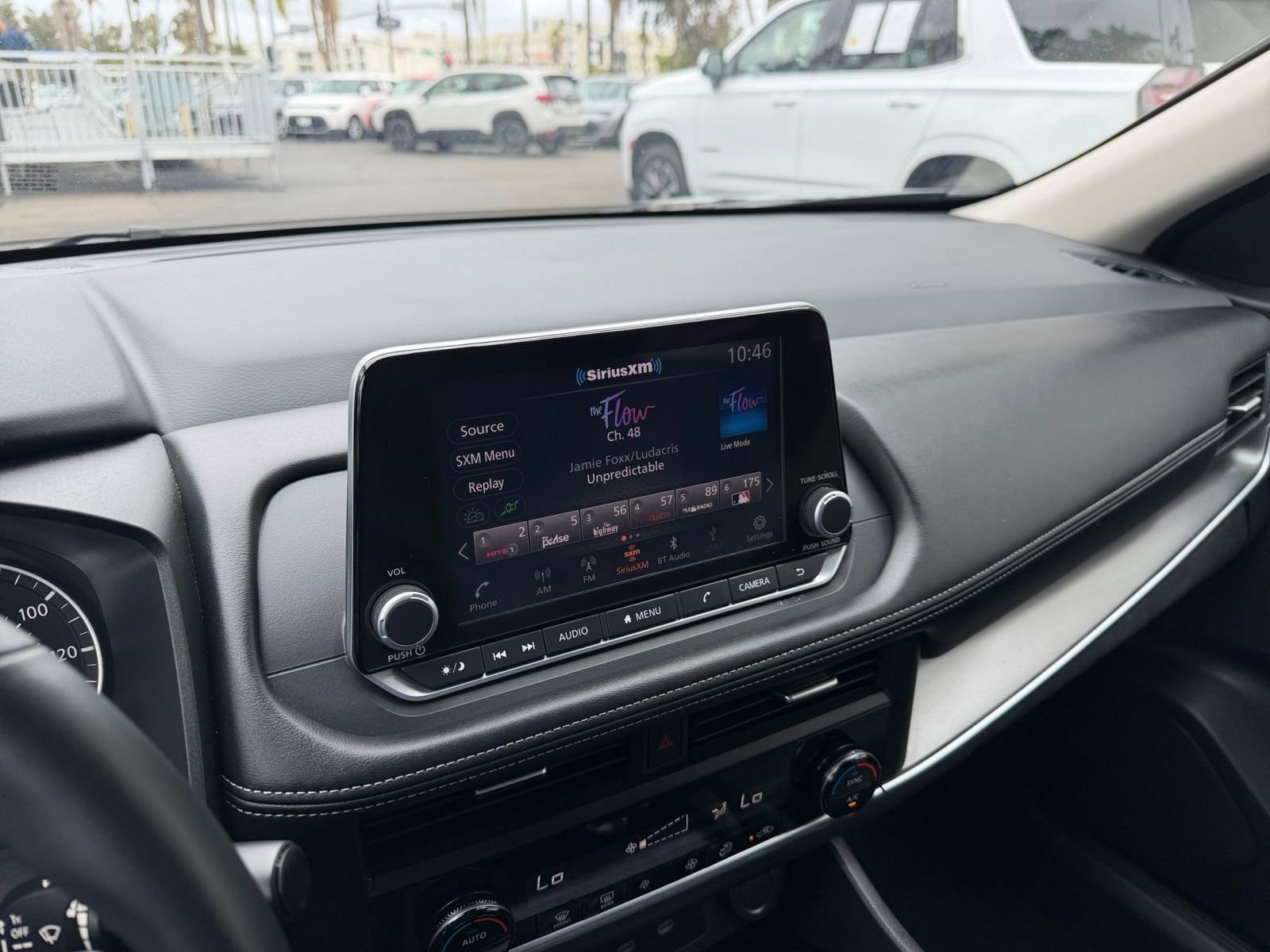 Used 2025 Nissan Rogue SV FWD image 20