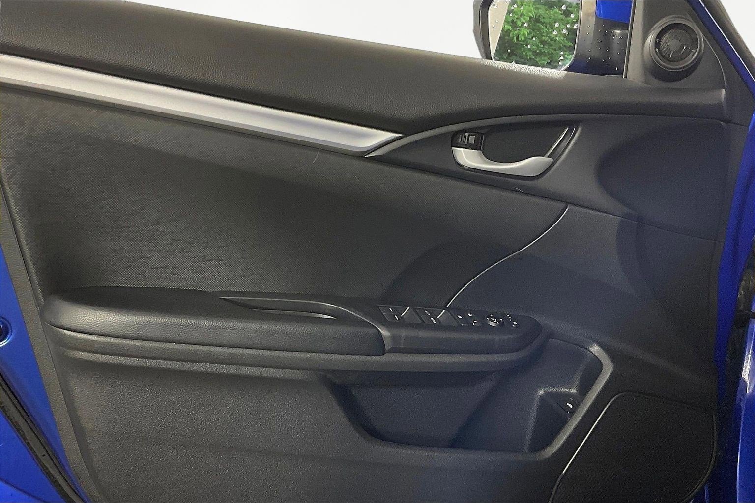 Used 2020 Honda Civic Sport image 19