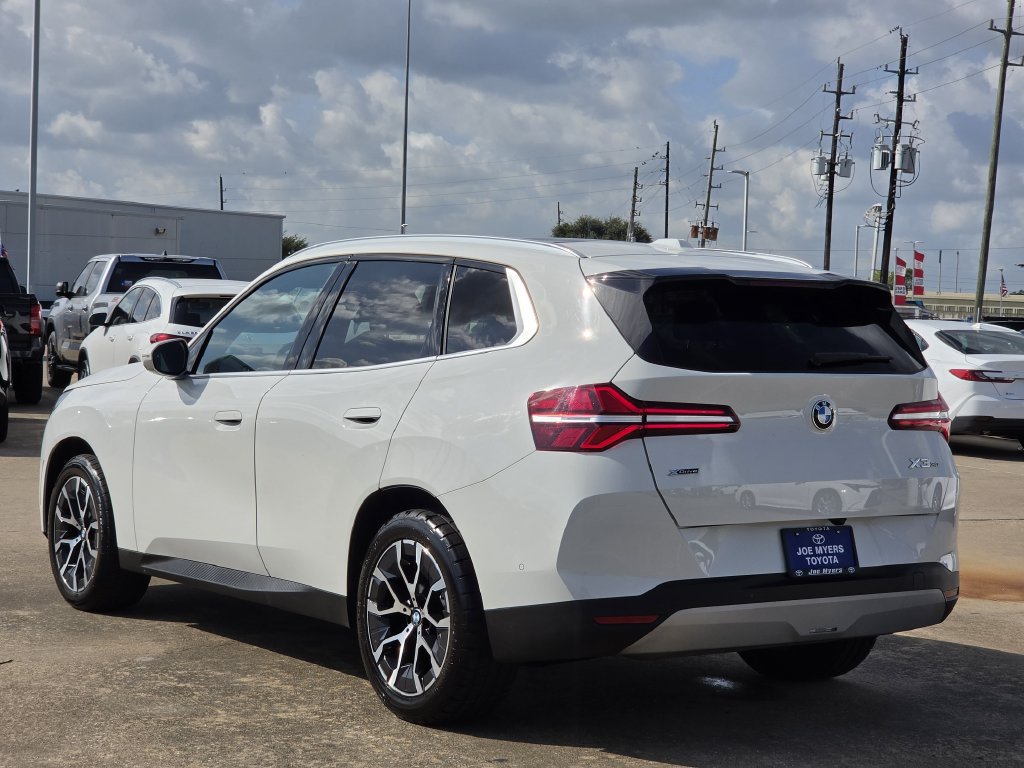 Used 2025 BMW X3 xDrive30i w/ Premium Package AWD/4WD image 7
