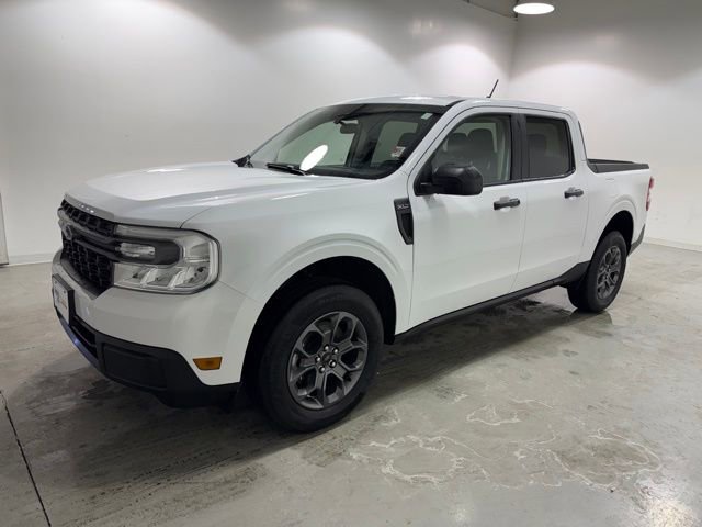 Used 2024 Ford Maverick XLT image 3