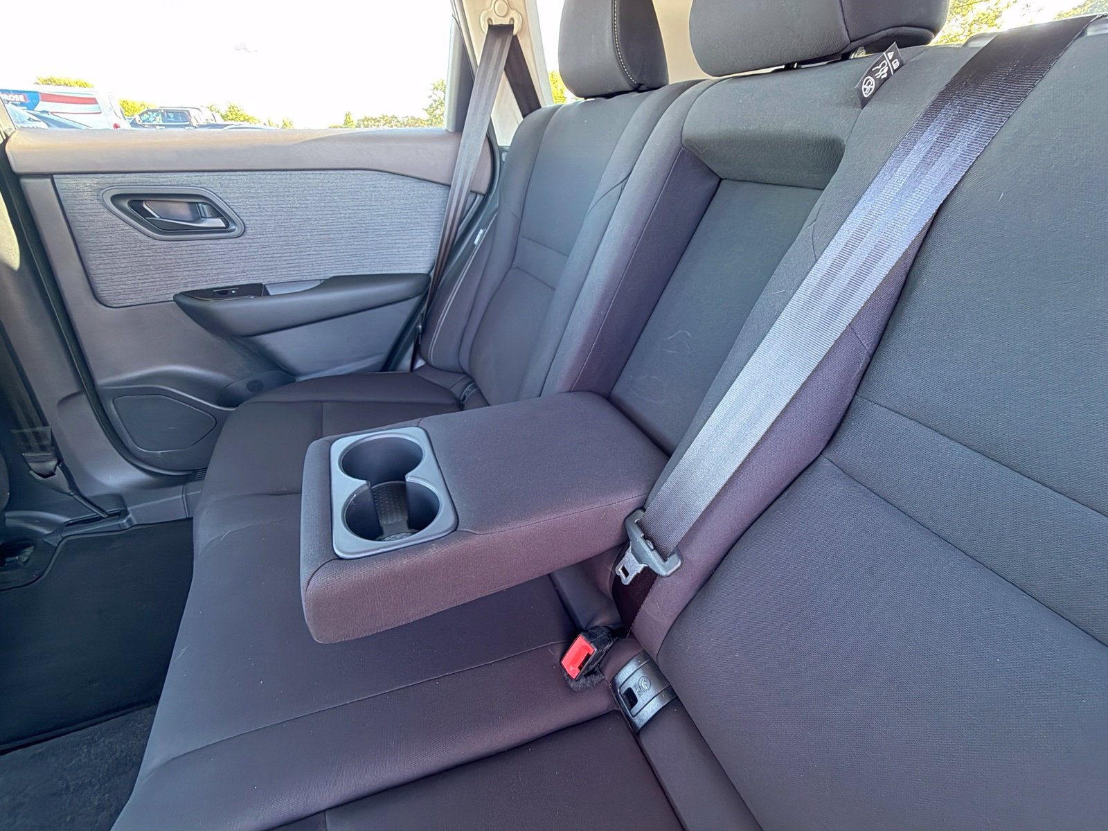 Used 2023 Nissan Rogue S AWD/4WD image 30