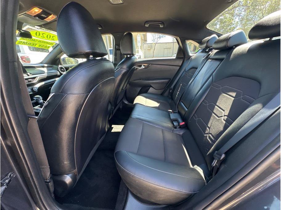 Used 2020 Kia Forte GT-Line FWD image 13