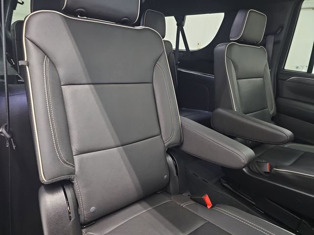 Used 2023 GMC Yukon XL SLT w/ SLT Premium Package AWD/4WD image 34