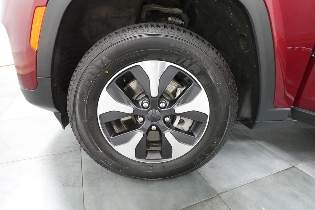 Used 2024 Jeep Grand Cherokee Limited 4xe AWD/4WD image 32
