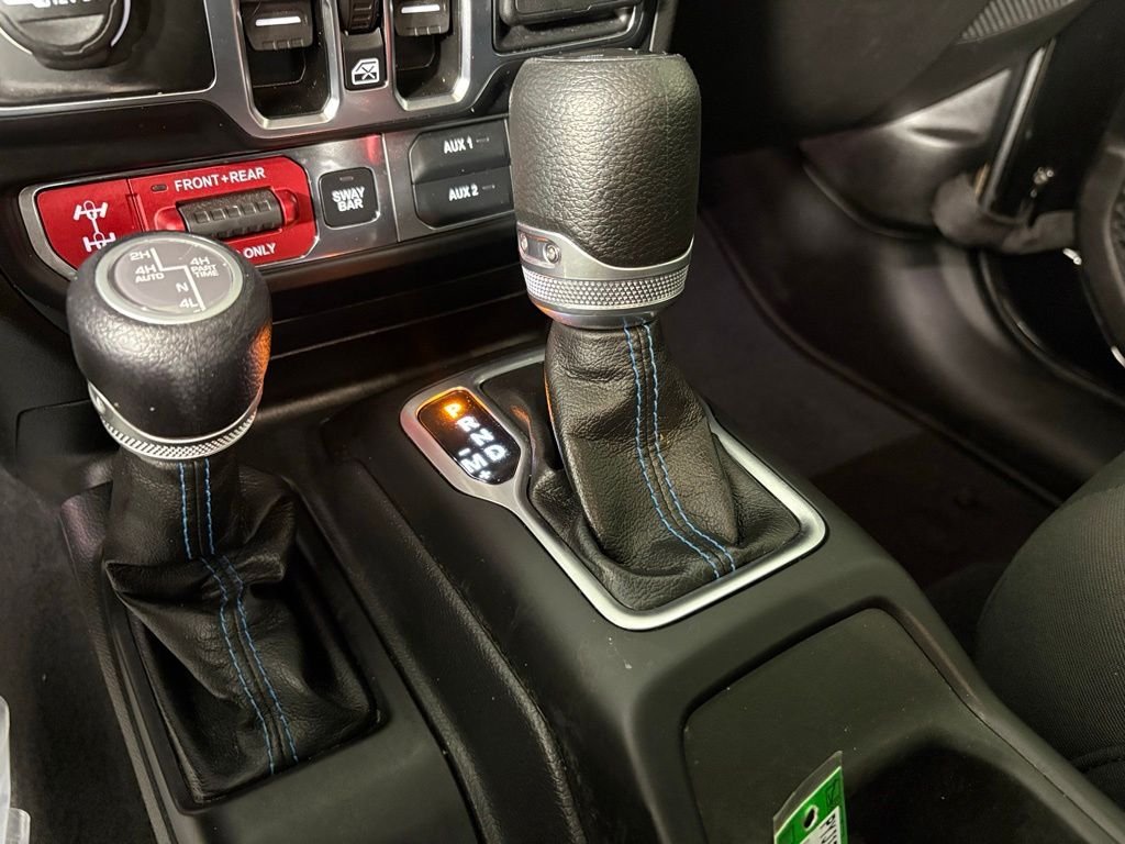 Used 2023 Jeep Wrangler Unlimited Rubicon 4xe AWD/4WD image 30