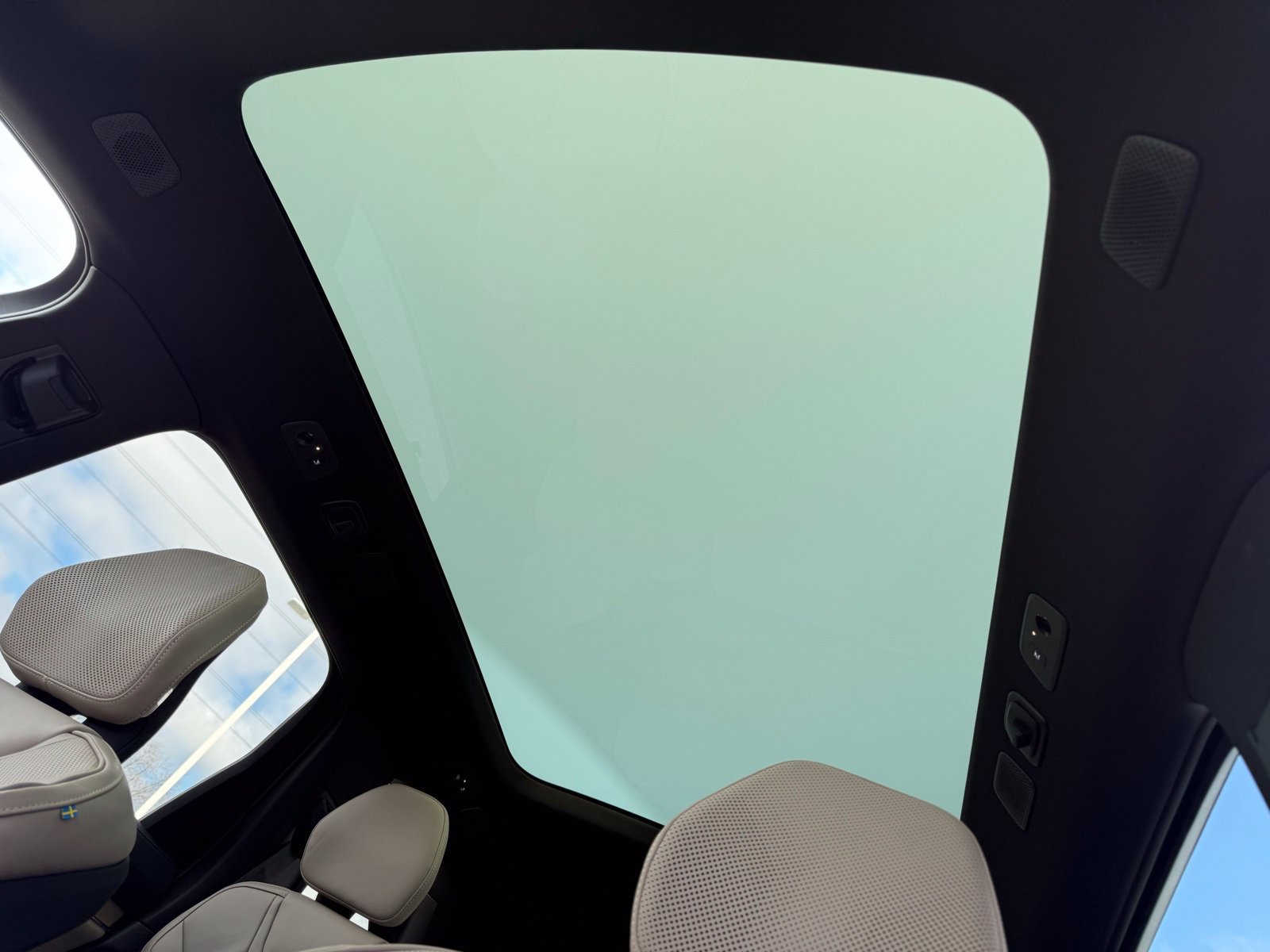 New 2026 Volvo EX90 Ultra AWD/4WD image 41
